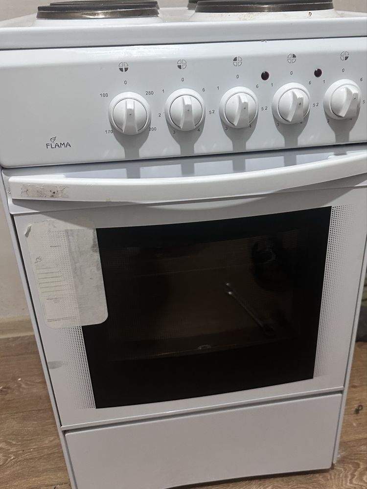 Продам электрическую плиту