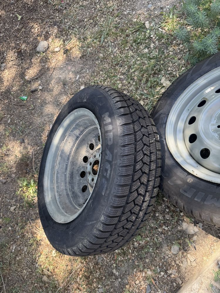 Комплект 175 65 r14 , пробег 1500км.