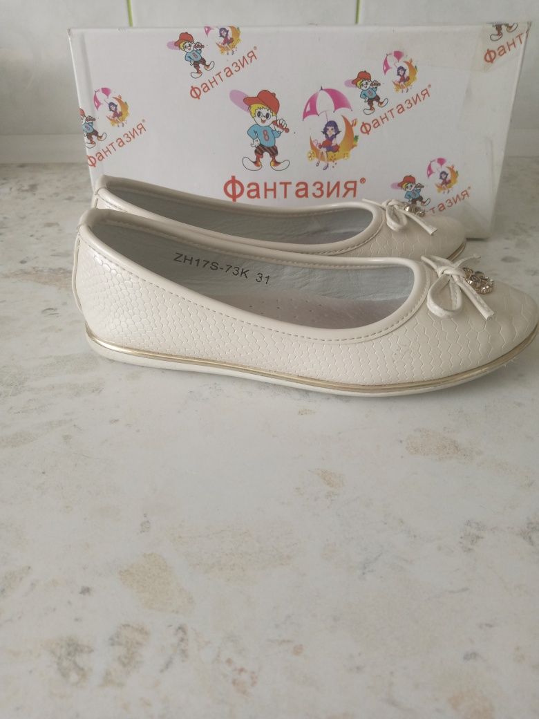 Продам на девочку