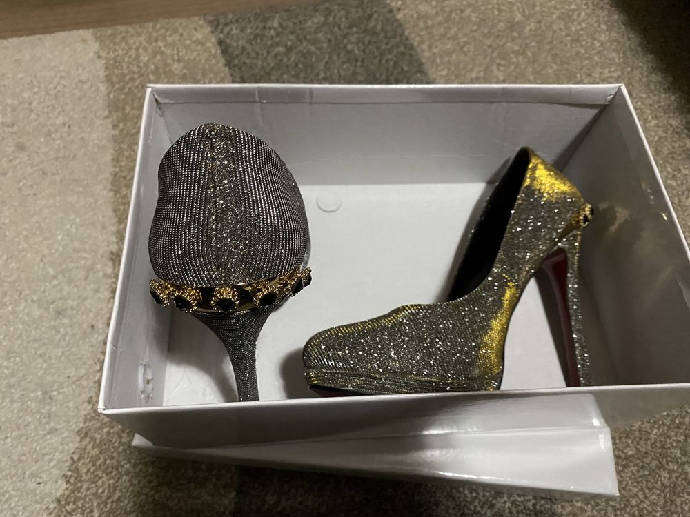 Продам женские вещи 42-44размера