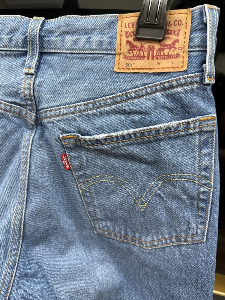 Продаются джинся levi’s