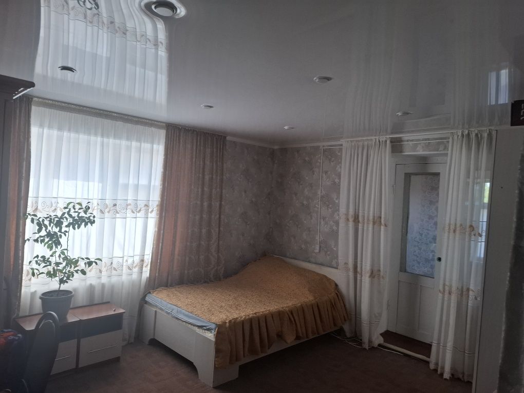 Продам 2х уровневый дом