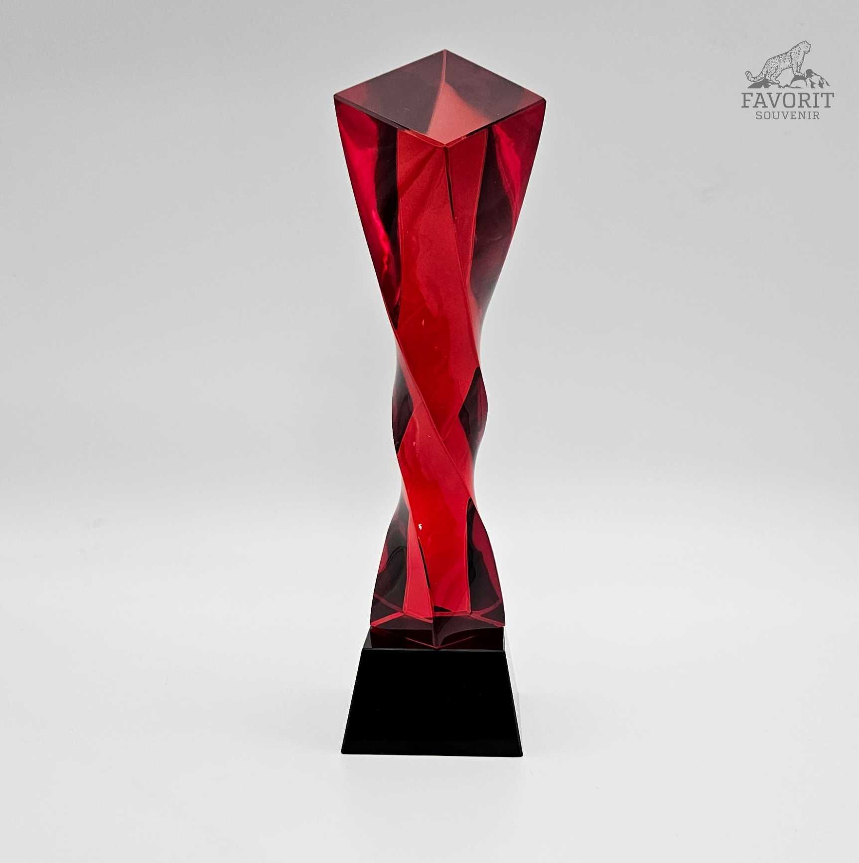 Сапфировый кристалл RED — яркий акцент в деловом подарке