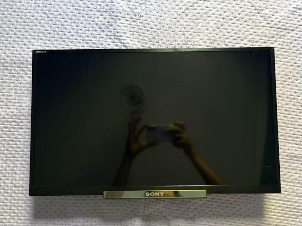 Sony телевизор KDL-24W605A