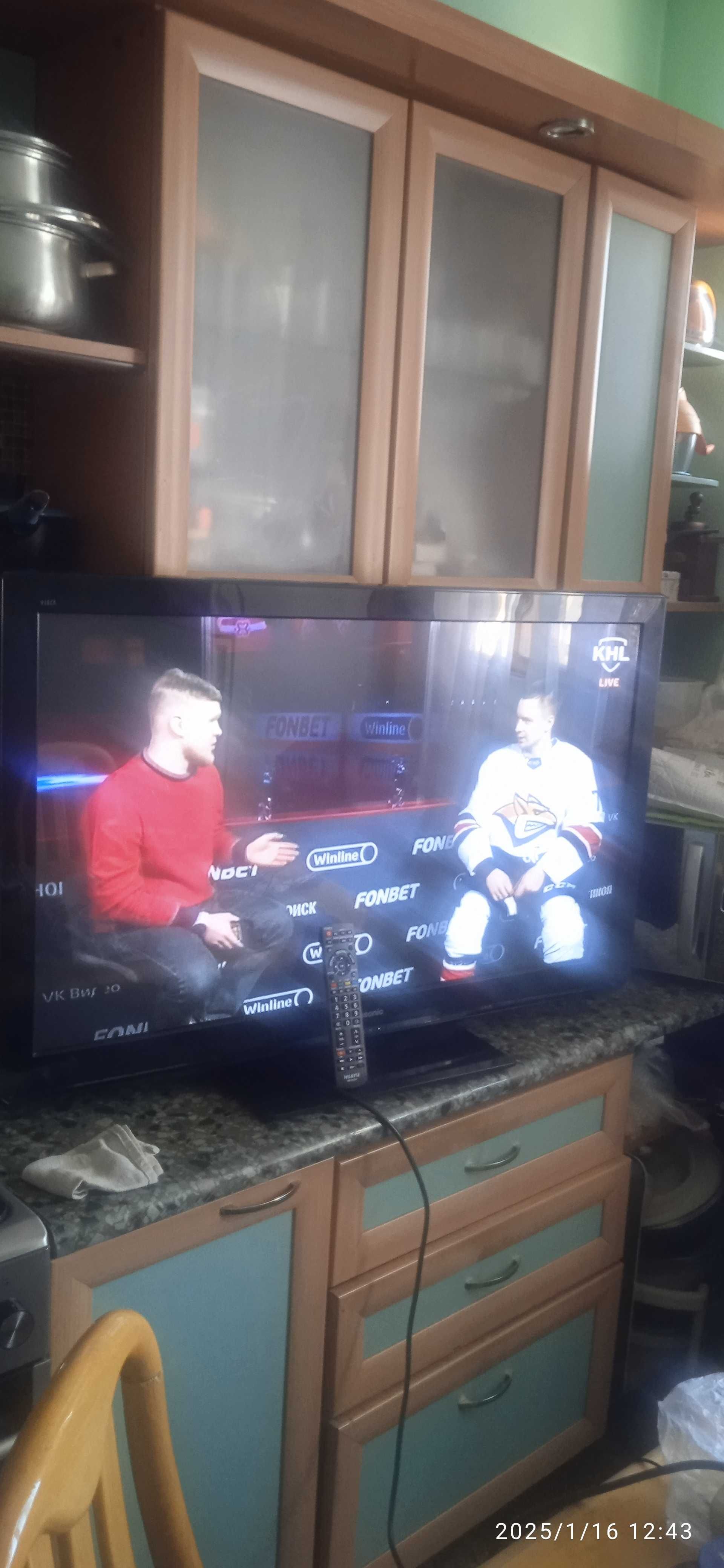 Телевизор Panasonic Viera 106.7 см. (42 " ) + пульт