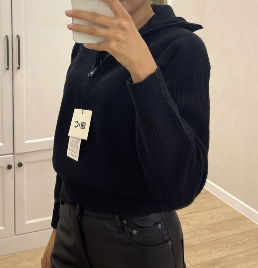 Uniqlo свитер из шерсти размер S