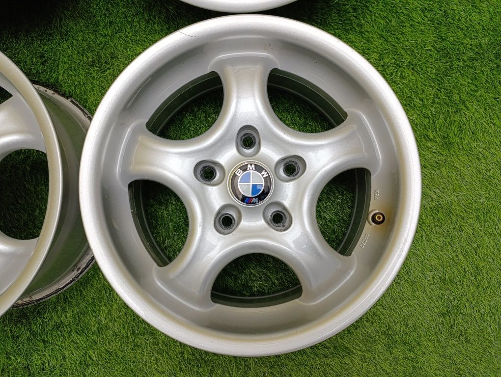 Диски R15 5×120 на BMW.