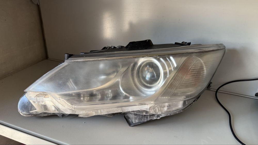 Продам фары camry 55