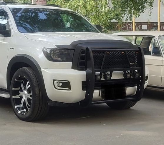 Защита бампера Таран Кенгурятник push bar на tundra sequoia