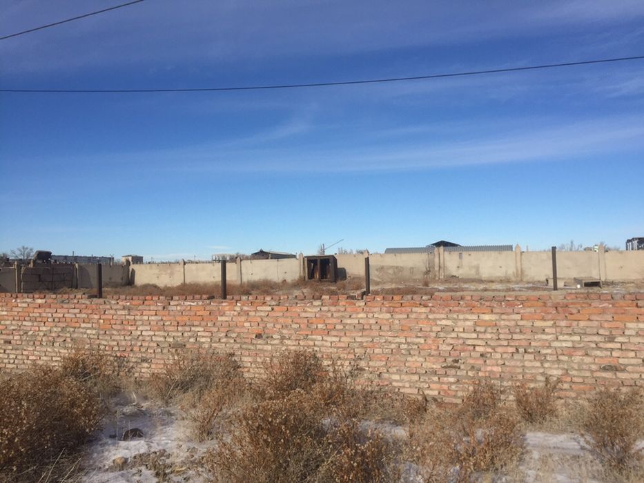 Продаётся земельный участок по улице Иванова, 2.