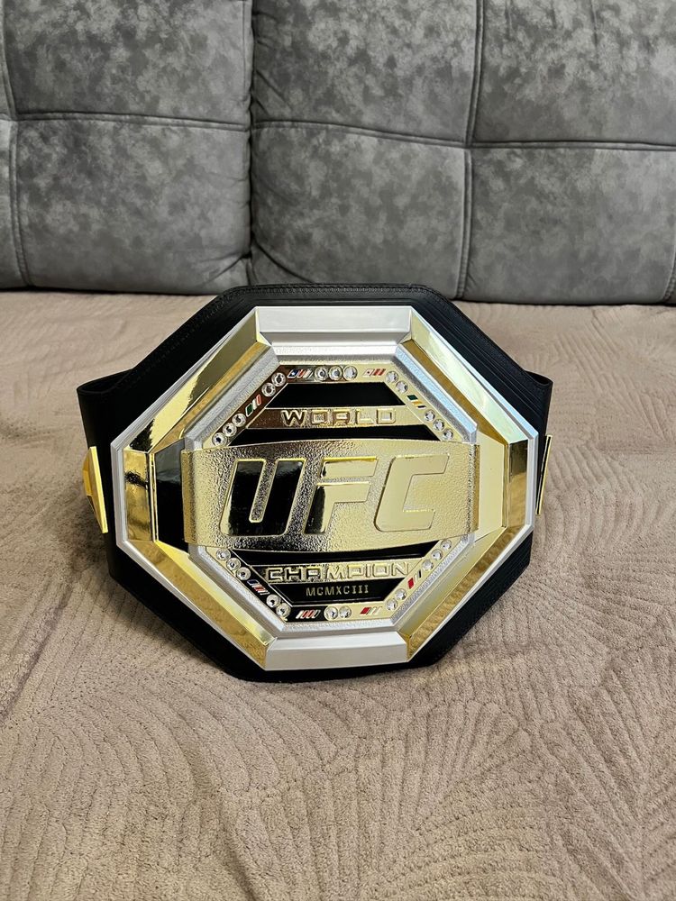 Пояс чемпиона UFC
