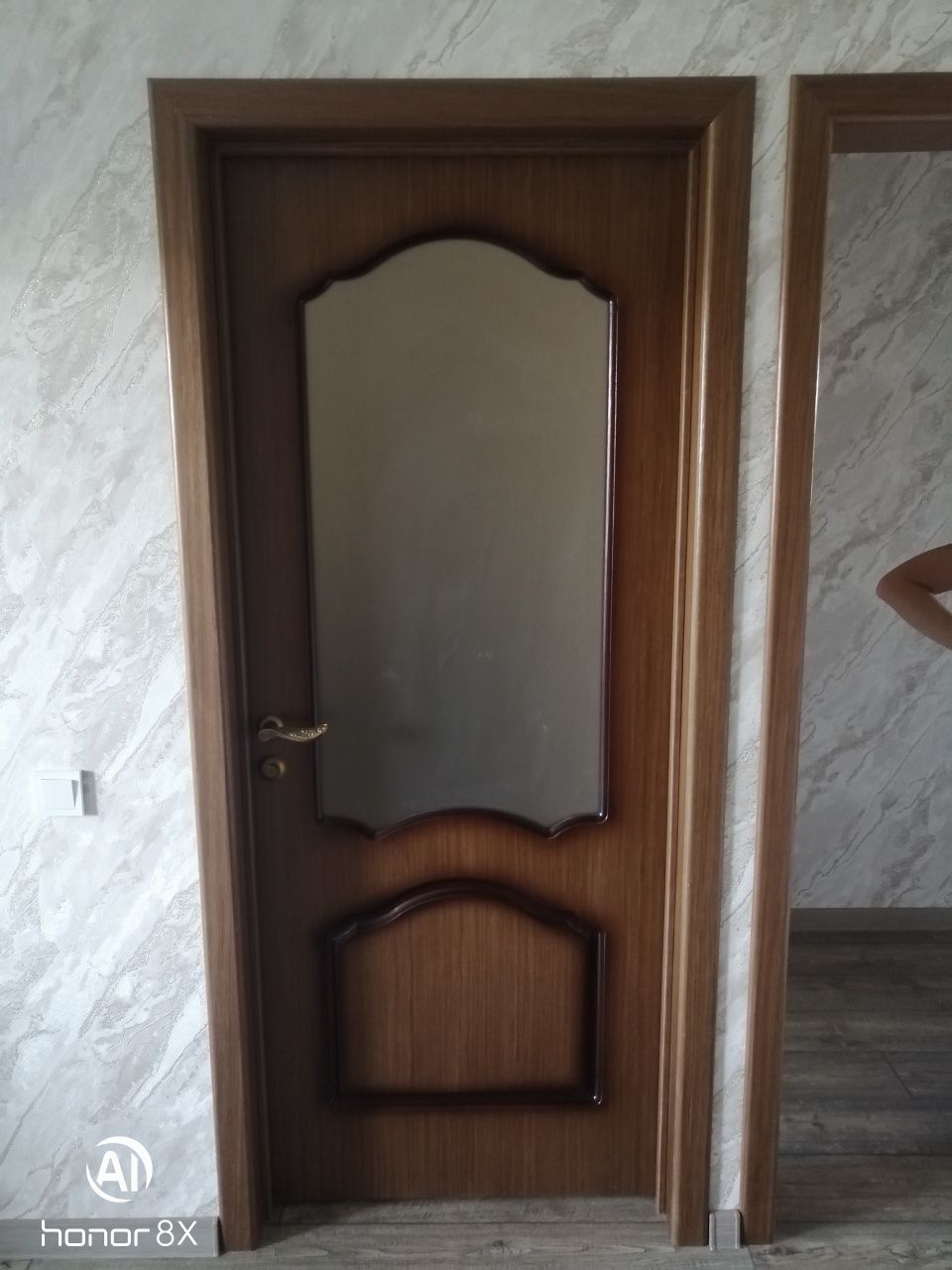 Продам межкомнатные двери в полном комплекте