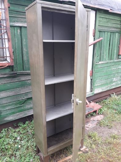 Продам шкаф металлический для документов или инструмента