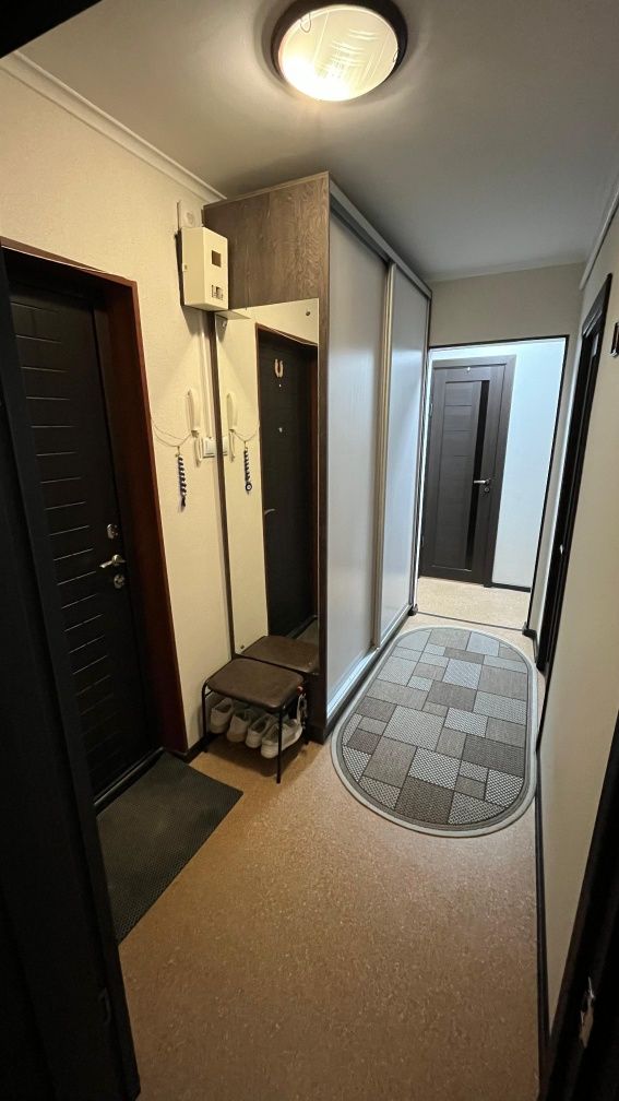 Продаётся 2 комн в 4мкрне, срочно