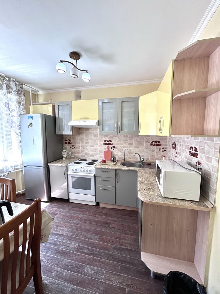 Продам 3-х комн.квартиру С МЕБЕЛЬЮ И ТЕХНИКОЙ