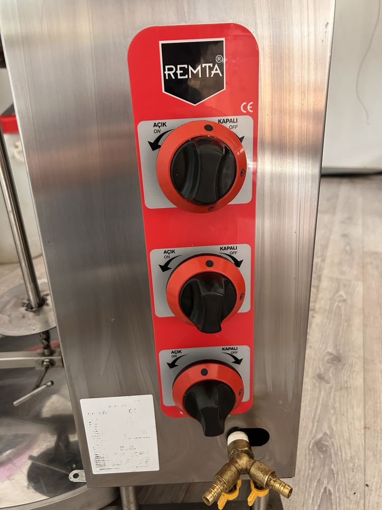 Аппарат для приготовления шаурмы Remta