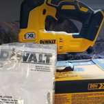 Лобзик DEWALT 20V MAX XR, (DCS334B) Девалт