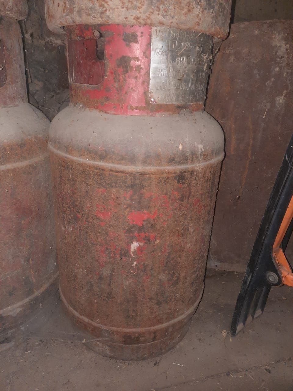 Продам газ баллоны. Цена 7000тг