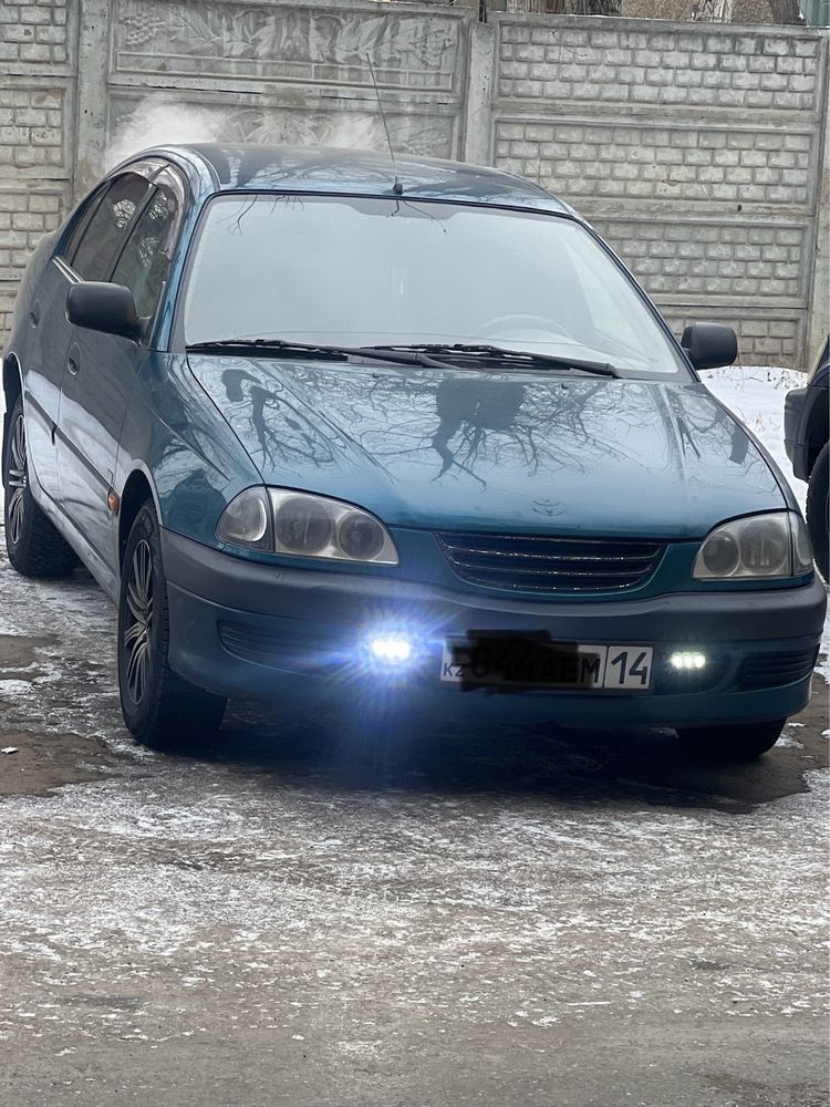 Toyota Avensis хорошем состоянии газ бензин 1,6 объем обмен на автомат