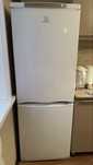 Хололильник Indesit