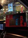 Nintendo Switch новая, в упаковке