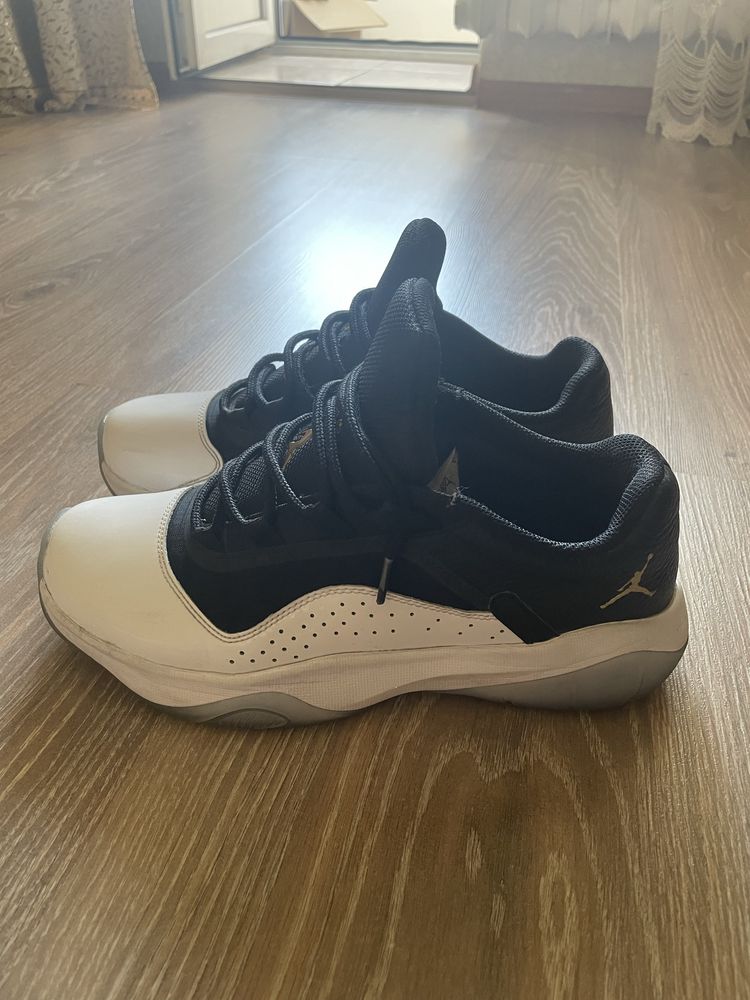 Jordan 11 cmft low оригинал