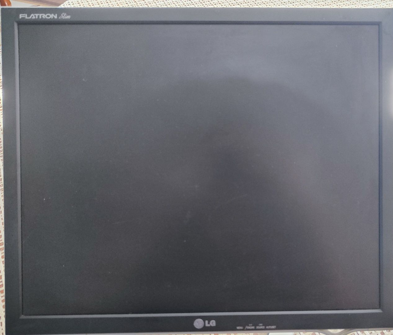Продам монитор LG FLATRON slim