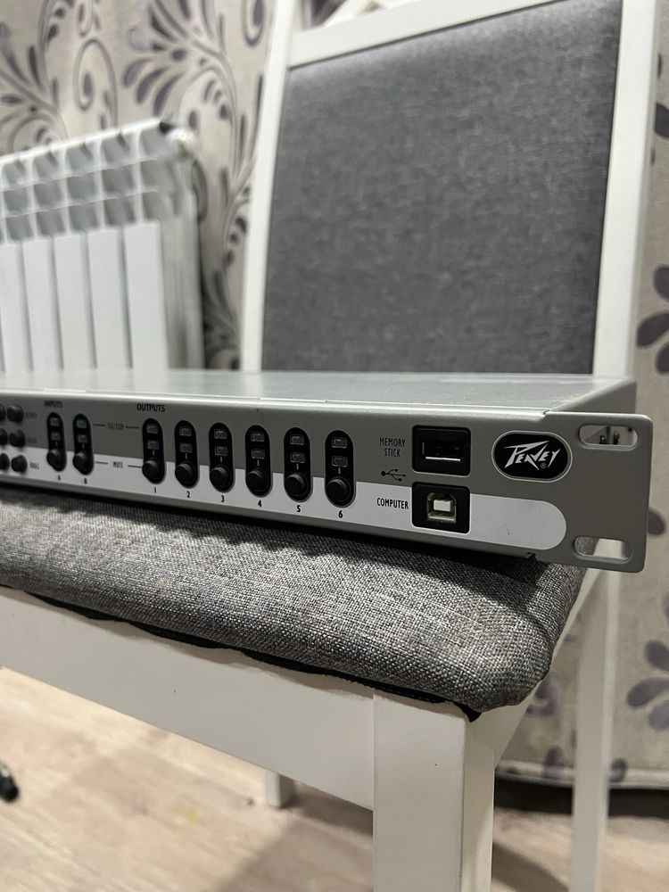 PEAVEY VSX 26 DSP кроссовер