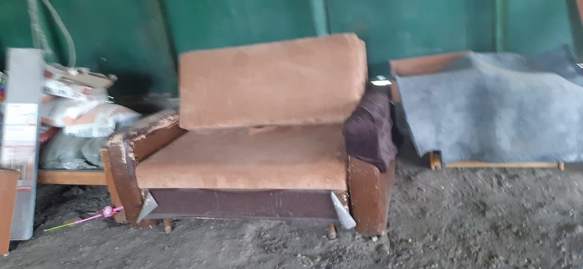 Срочно продам манеж, газ, диван