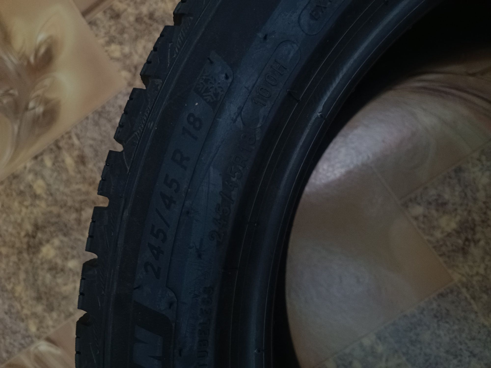 Шины мишлен новые R18 2шт