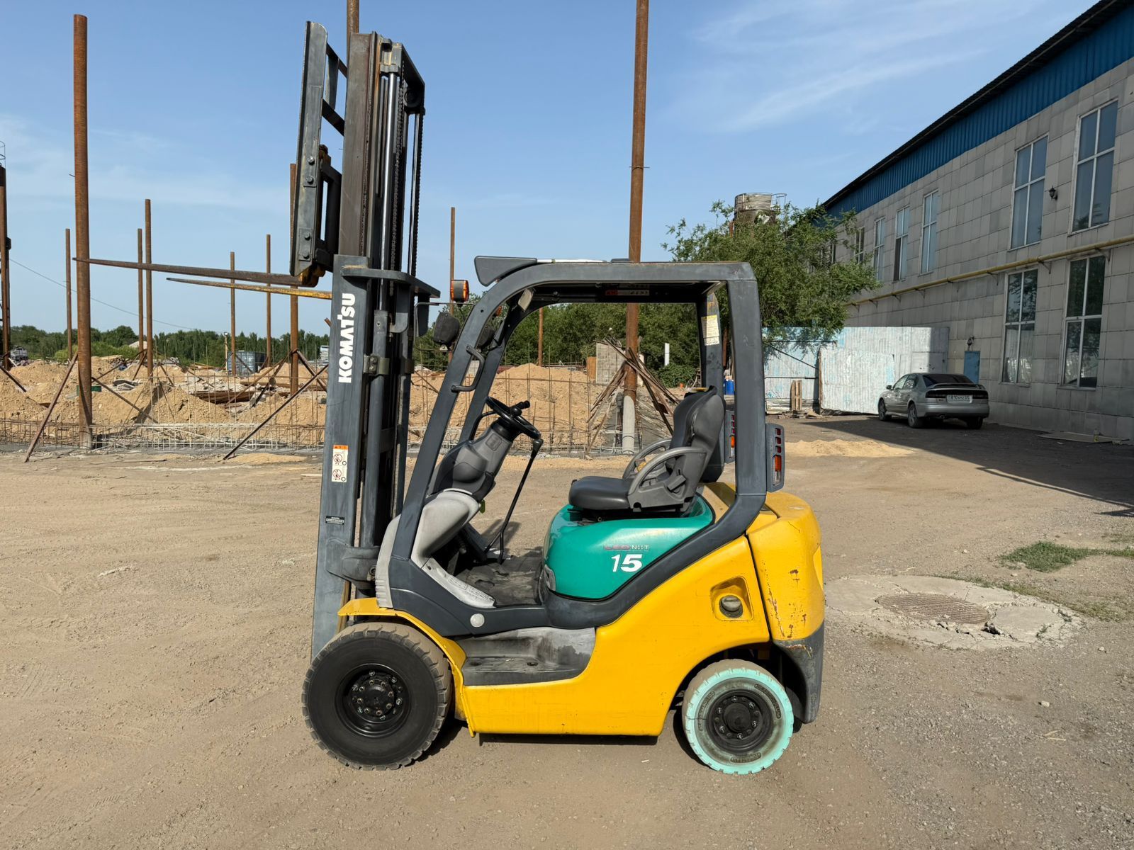 Вилочный Погрузчик Komatsu FG15LC-18