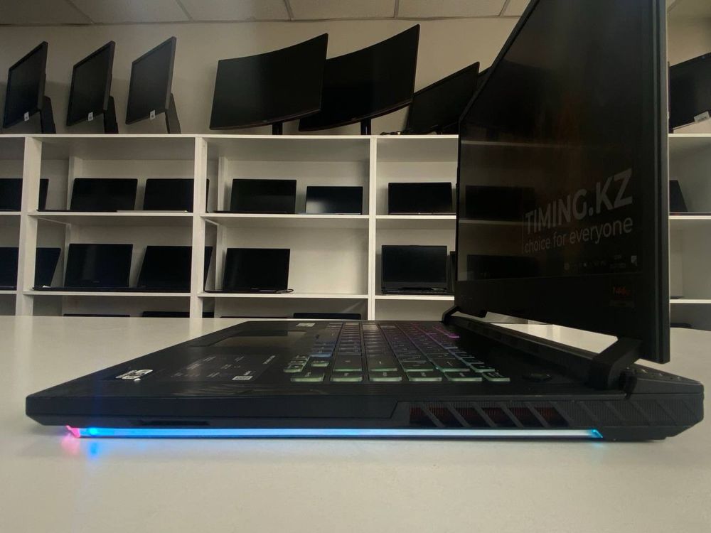 Ноутбук легенда Asus Rog Strix G15  i7-10750/16GB/SSD 512GB/GTX1660Ti