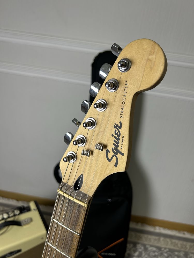 Электрогитара Stratocaster