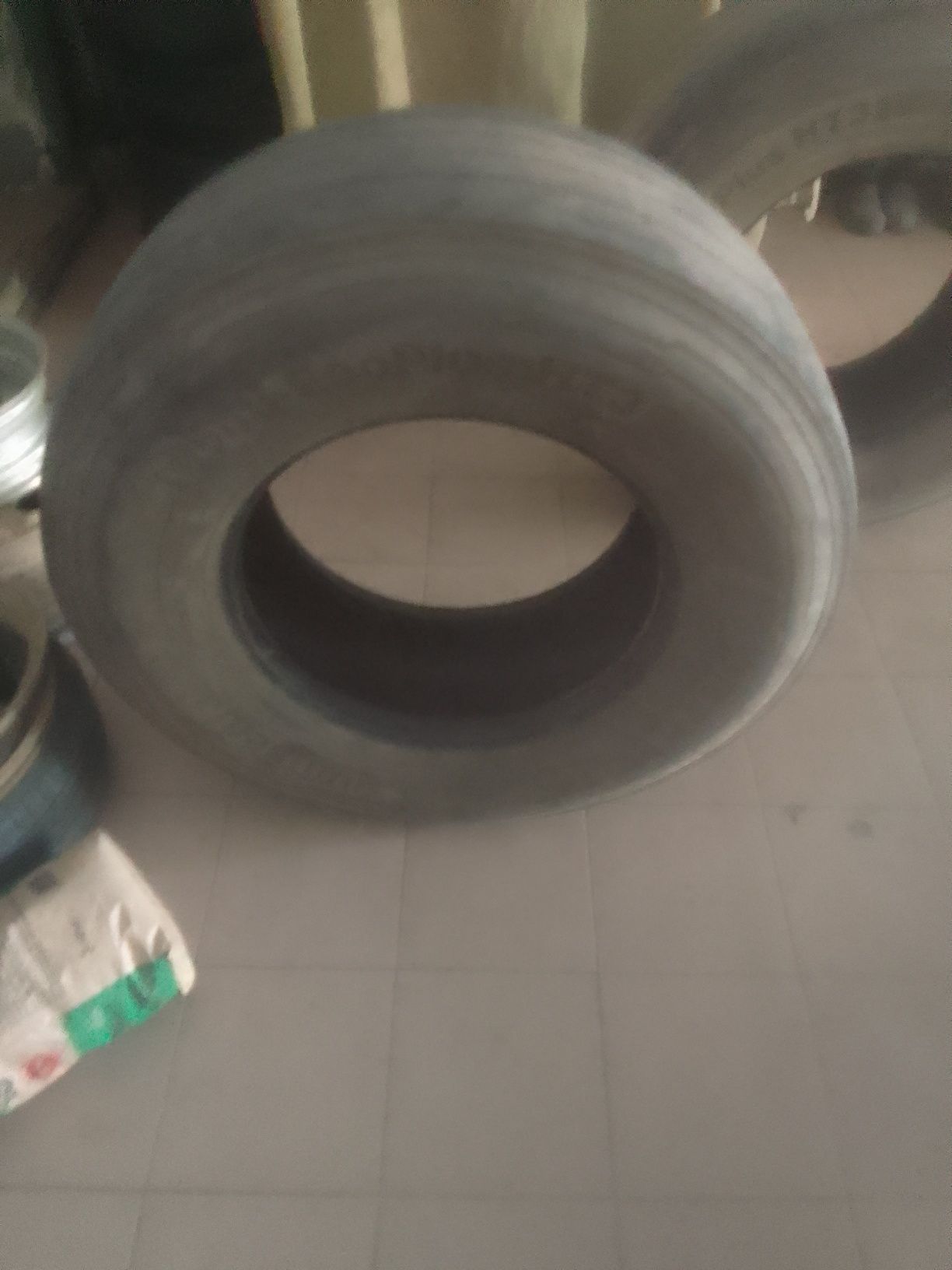 Продам шины 385/65/22.5
