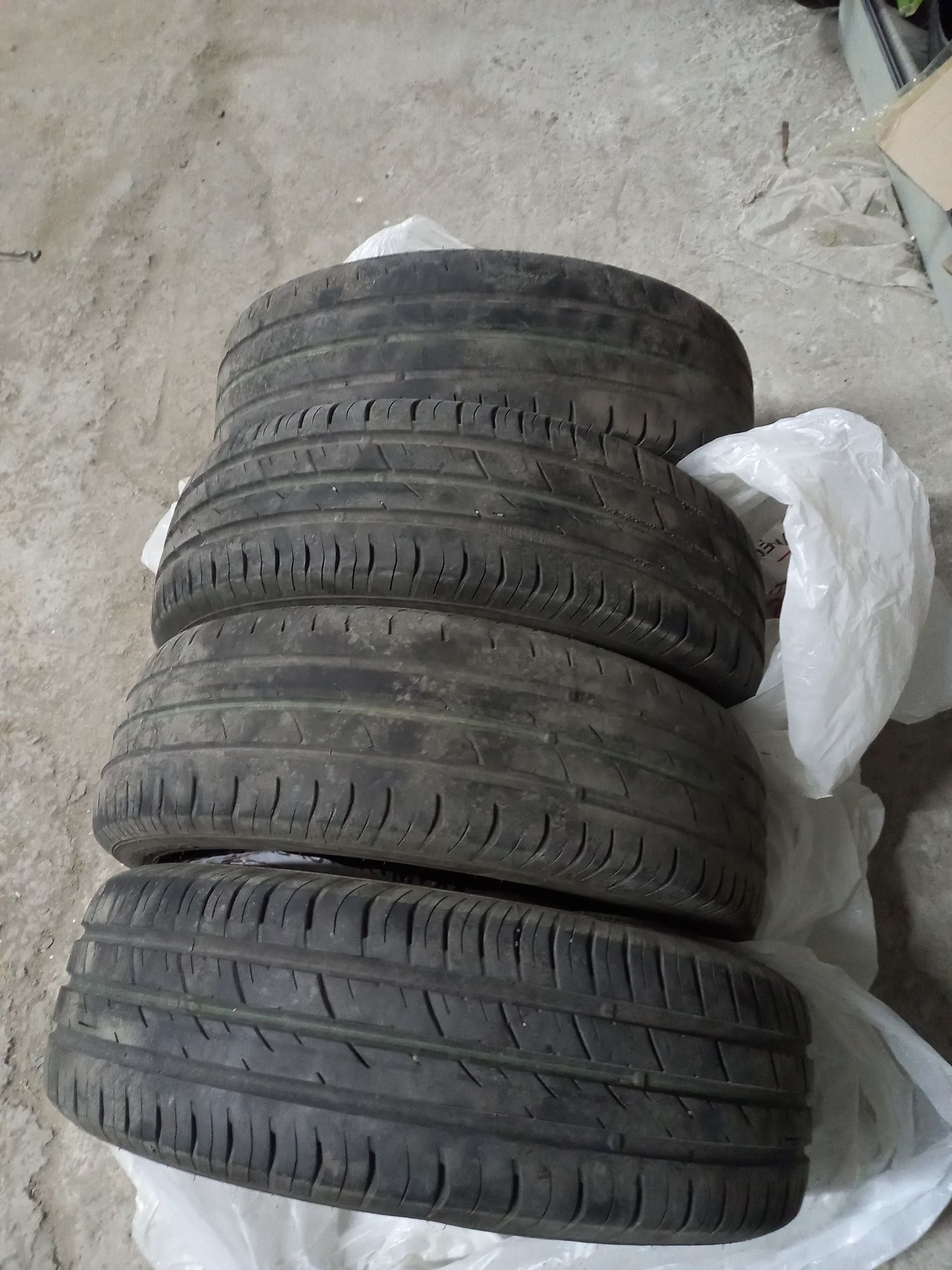 185/65/15 продам резину