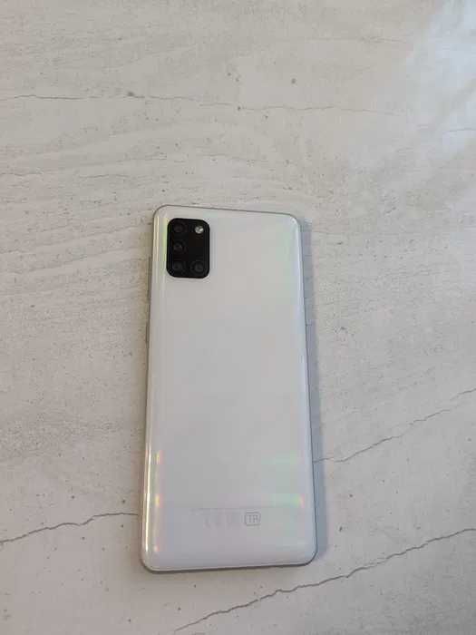 Samsung Galaxy A31 отличное состояние. Есть всё.