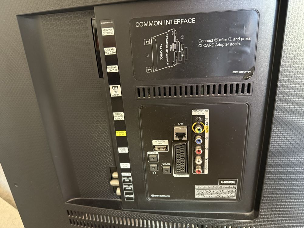 Телевизор Samsung UE55HU8700T