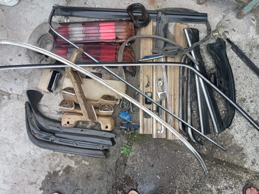 Запчасти для Мерседес 123