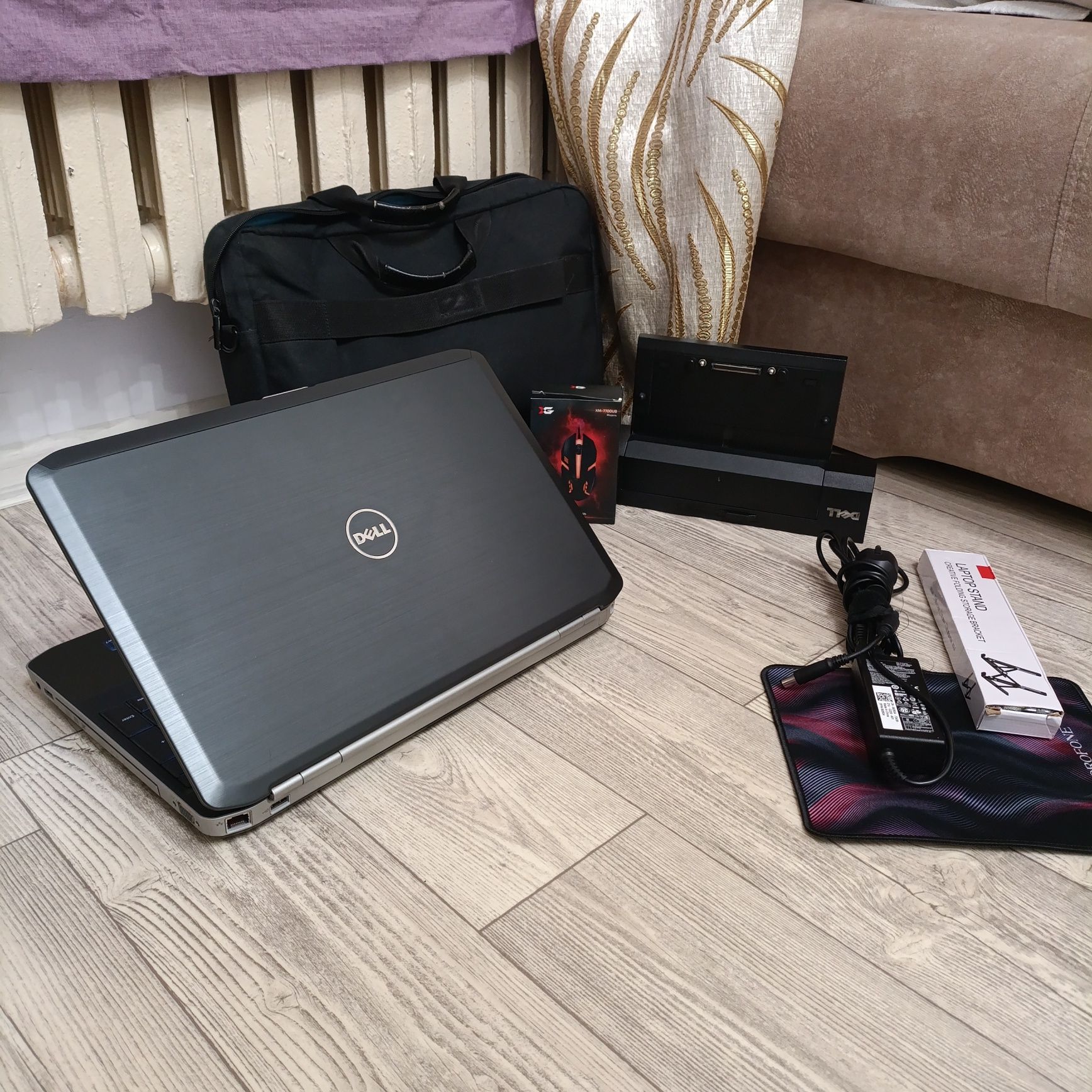 Бизнес DELL Latitude/Core i7/SSD-128GB/15.6 дюймовый! Метал корпус!