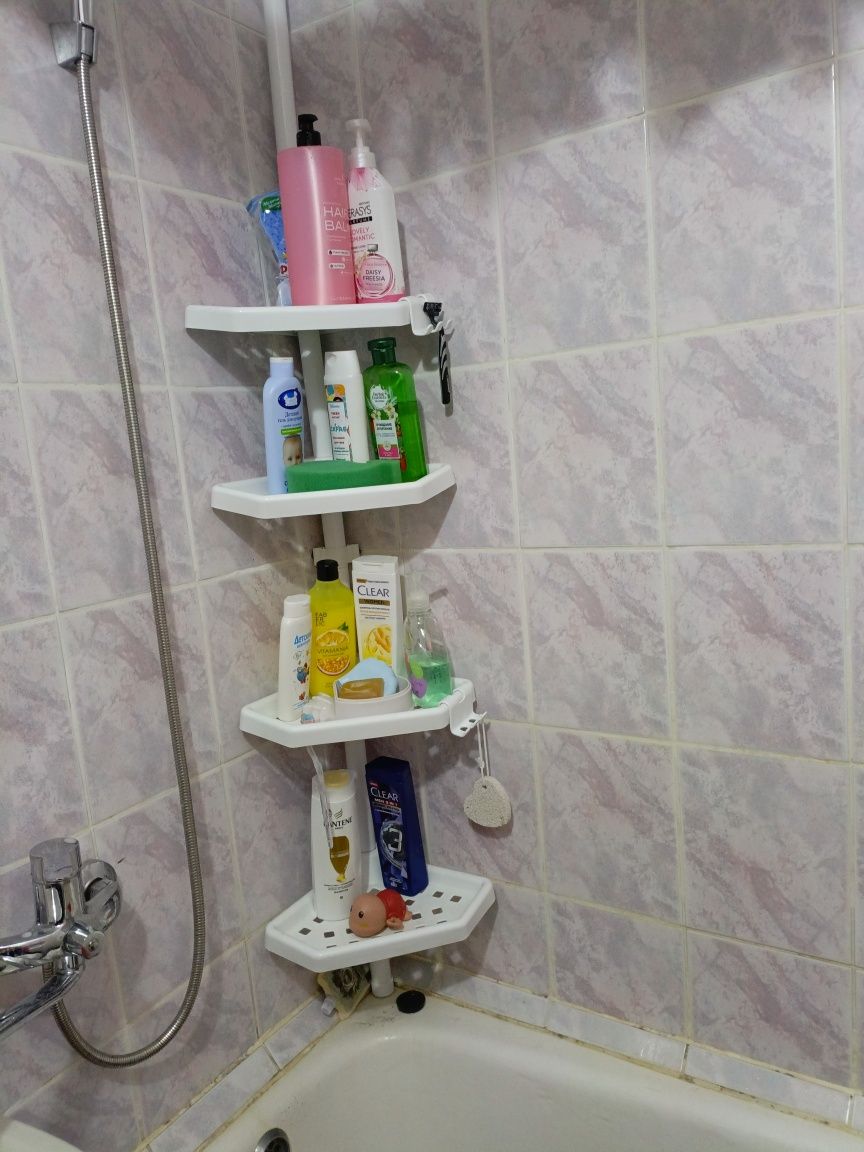 Полка в ванную .
