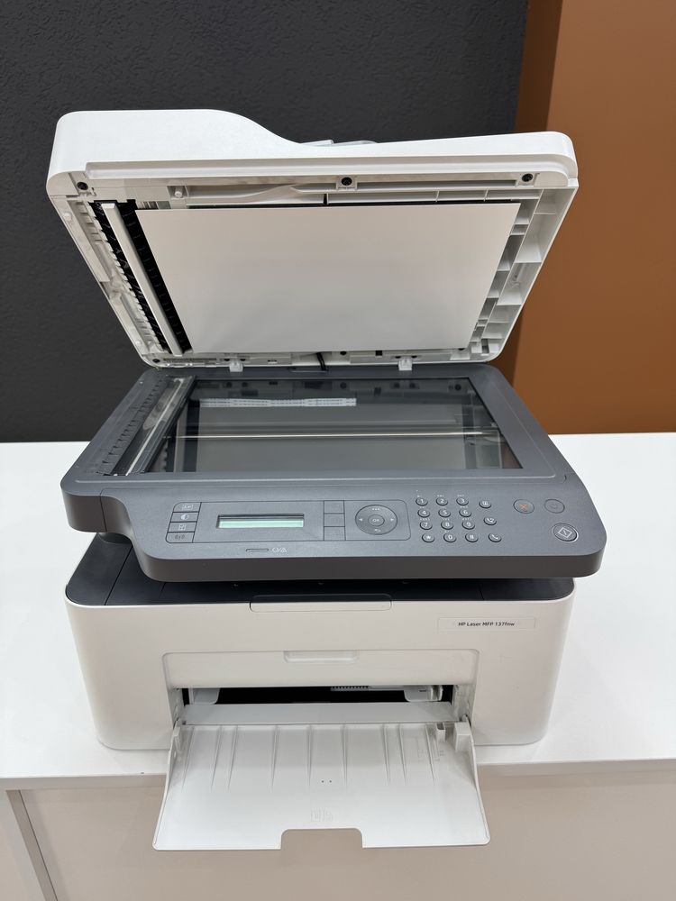 HP Laser MFP 137fnw