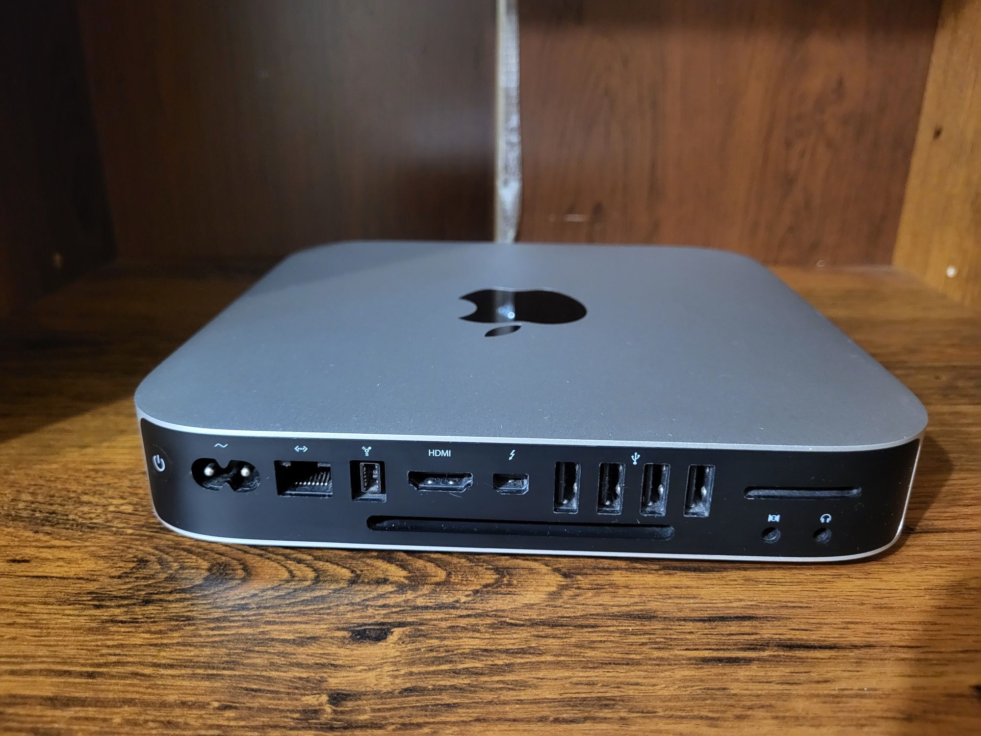 Продам компьютер Mac mini