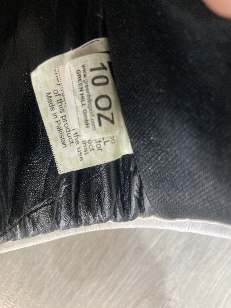 Продам боксеские перчатки Green HIill