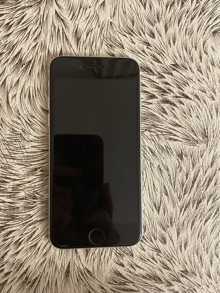 Iphone se 2020.
