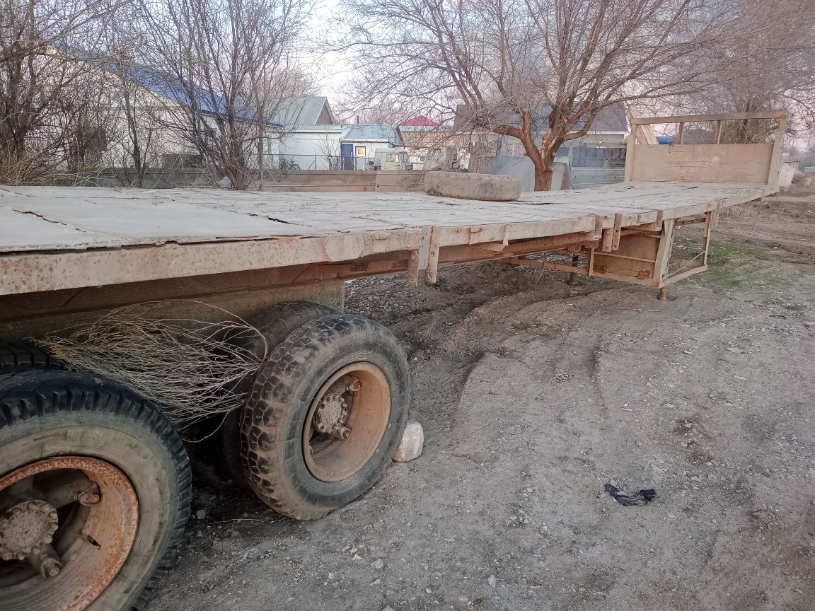 Полуприцеп площадка