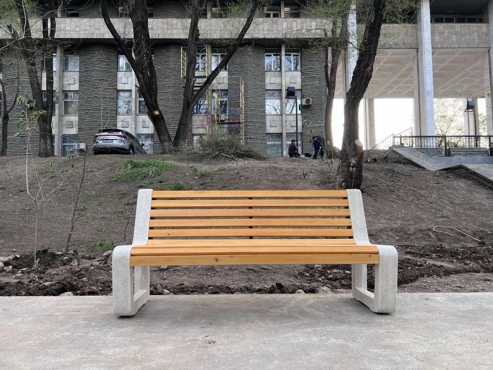 Мрамор для уюта и статуса – скамейки, урна вазон (Алматы) Скамейка