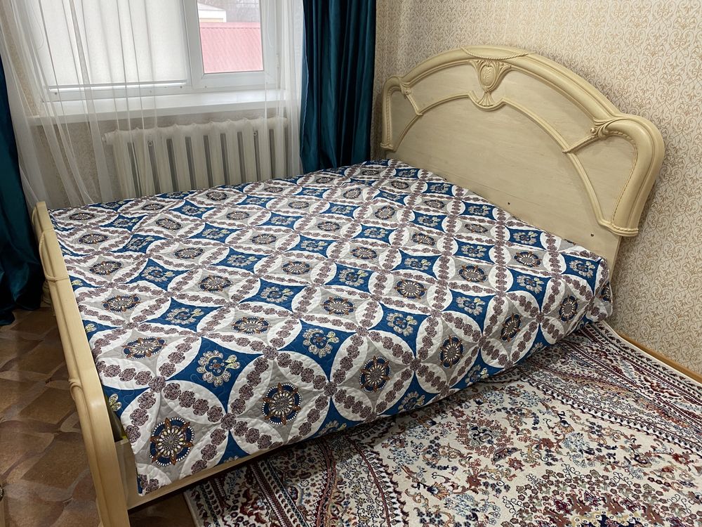 Двухспальный кровать