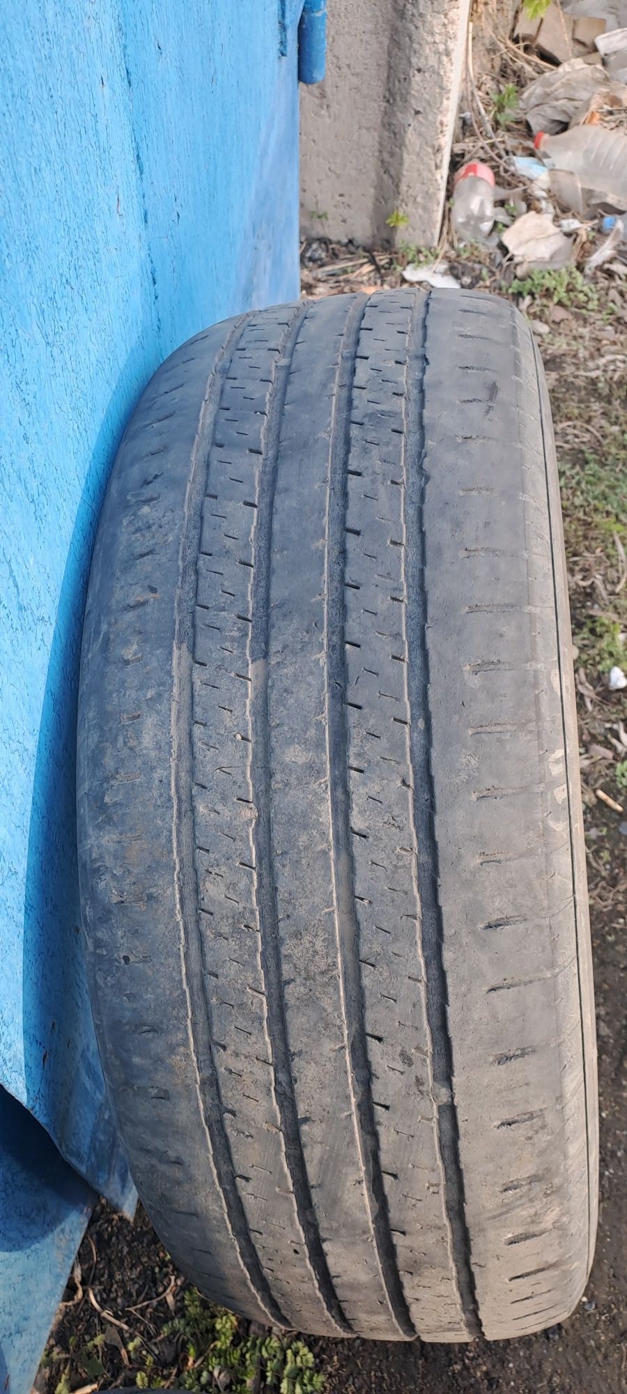 Продам Резину 275/65 На 17