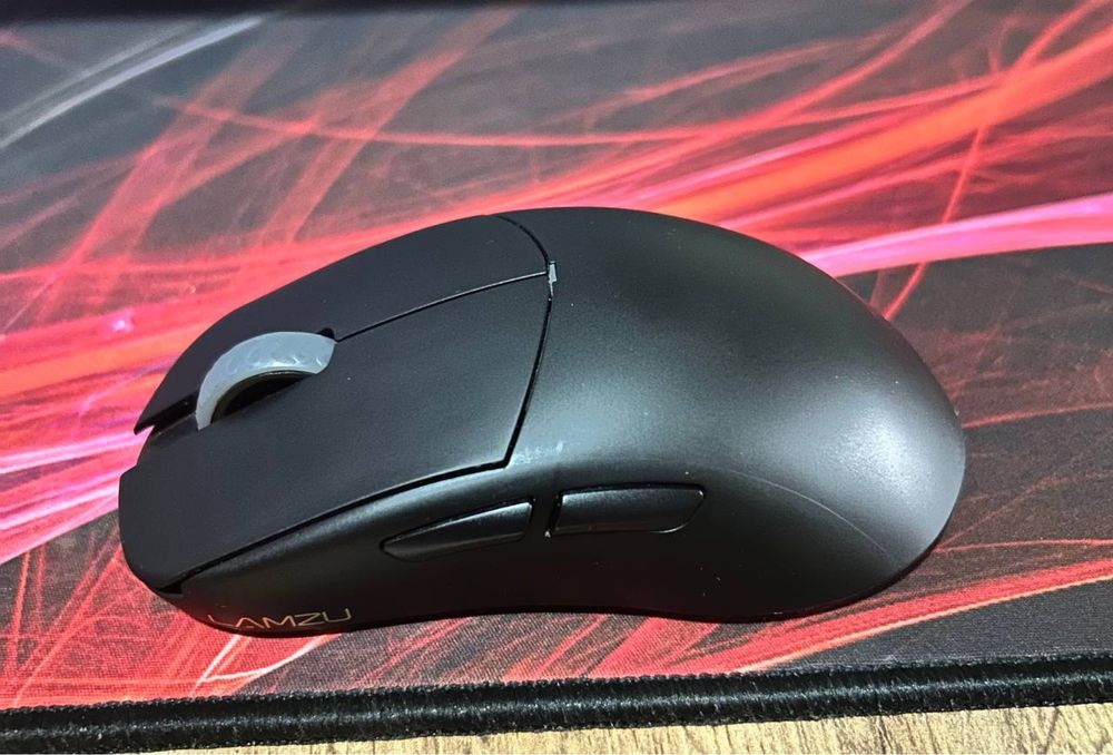 игровая мышка.