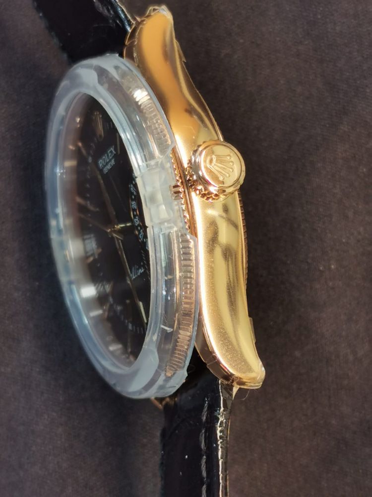 Rolex Cellini Date 39 mm 50515 gold